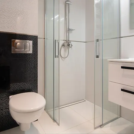 Apartment Przy Rownicy 2 *