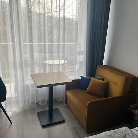 Apartment Przy Rownicy 2 *